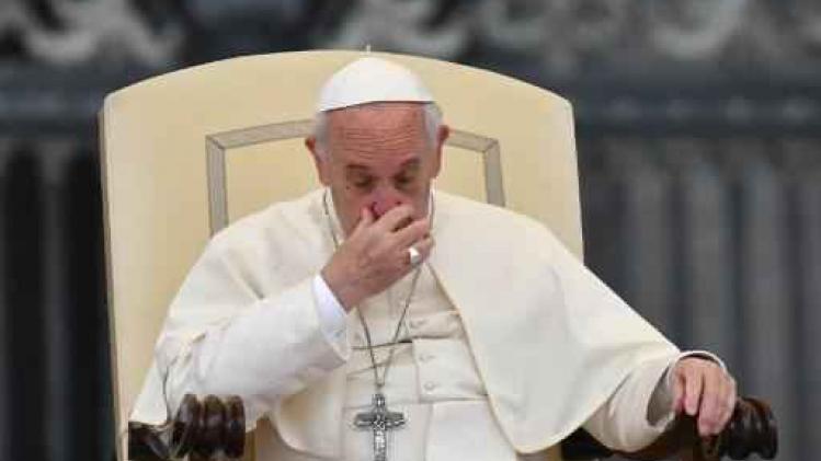 Paus valt soms in slaap tijdens gebed