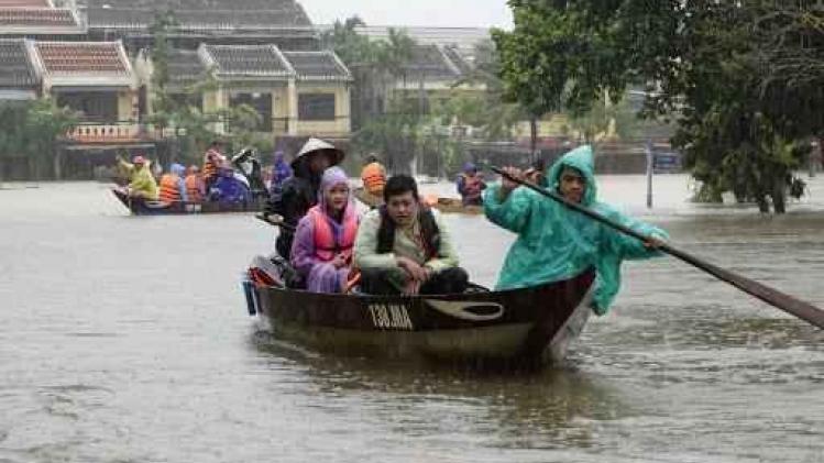 Dodentol tyfoon Vietnam loopt op tot 27