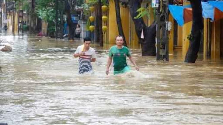 Minstens 61 doden door taifoen Damrey in Vietnam