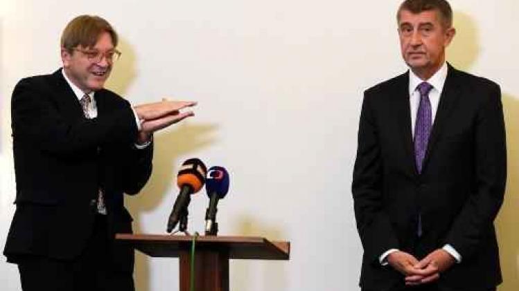 Twitteraccount Guy Verhofstadt tijdelijk gehackt