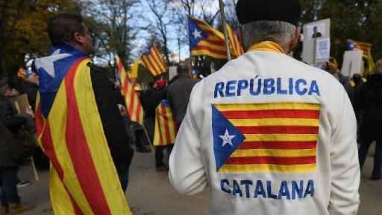Ruim 500 Catalanen betuigen in Brussel steun aan hun regering