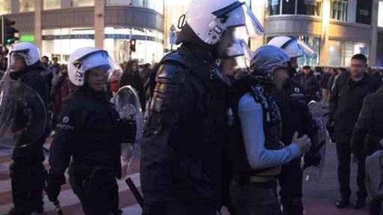 Drie personen gerechtelijk aangehouden na rellen op Muntplein