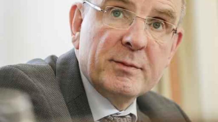 Terechtwijzingen en inhouding loon voor aanvallers kabinet Justitie