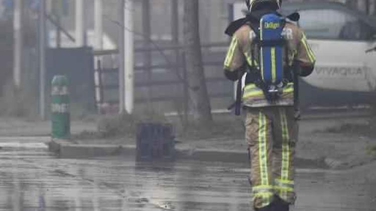 Brand wafelfabriek Vorst - Brandweer heeft hele nacht nageblust