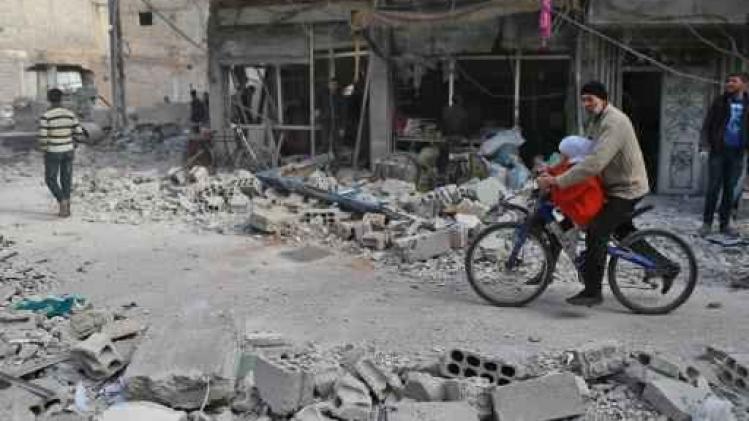 Twintigtal burgerslachtoffers bij bombardementen regeringstroepen nabij Damascus