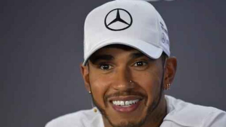 Lewis Hamilton hoopt F1-carrière bij Mercedes te kunnen afsluiten