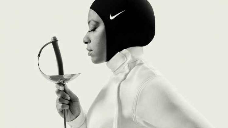 Nike verkoopt hoofddoek voor sporters