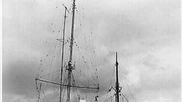 Ex-zeezender Radio Caroline start op 26 december reguliere uitzendingen op middengolf