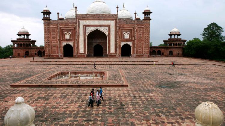 Het aantal bezoekers voor de Taj Mahal wordt voortaan beperkt