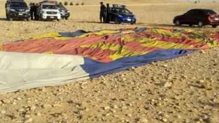 Toerist komt om bij noodlanding luchtballon in Egypte