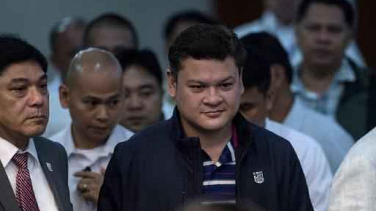 Filipijnse president bekrachtigt ontslag zoon na beschuldigingen in drugsaffaire