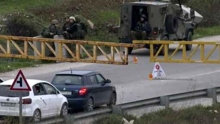 Israëlische leger zoekt na aanslag op rabbijn naar daders