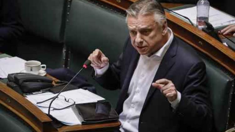 Dewael twijfelt aan uitspraak Jambon over Soedanezen