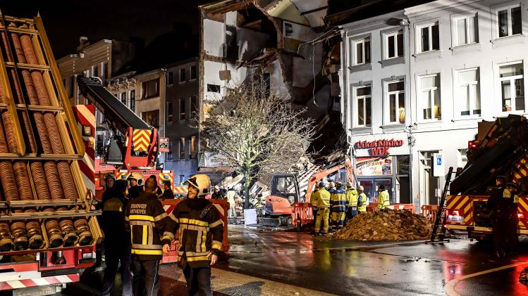 Antwerpse hulpdiensten zoeken nog naar twee vermisten onder puin