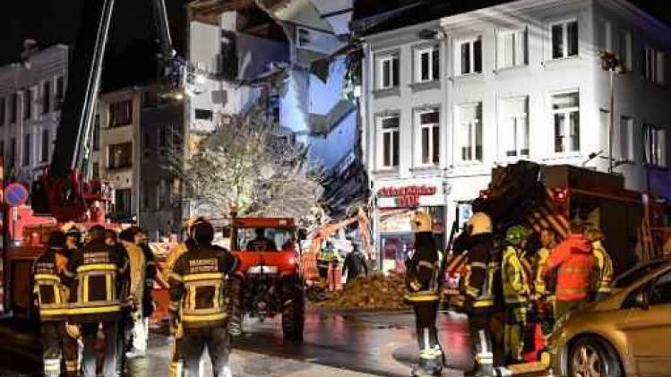 Explosie Antwerpse Paardenmarkt: twee dodelijke slachtoffers vanonder puin gehaald