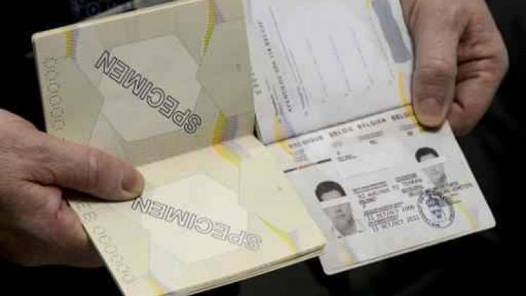 Vingerafdrukken in paspoorten worden nooit gecontroleerd