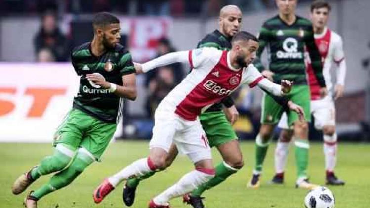 Ajax schudt Feyenoord af in titelstrijd dankzij 2-0 zege in klassieker