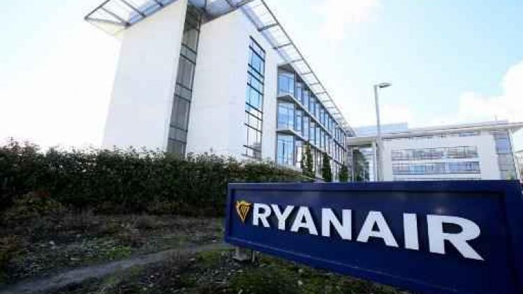 Minister Peeters zet procedure tegen Ryanair stop
