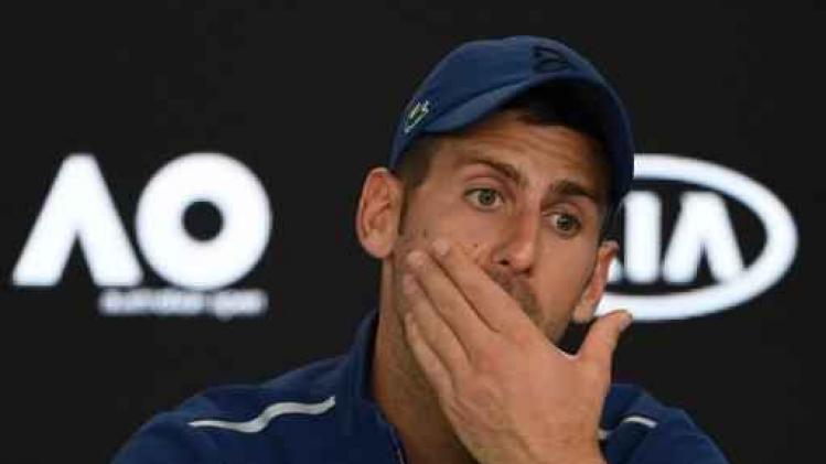 Elleboogblessure Djokovic speelde opnieuw op: "Weet niet of ik komende weken zal spelen"