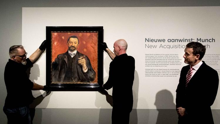Het Van Gogh Museum in Amsterdam heeft een werk van de Noorse schilder Edvard Munch onthuld.