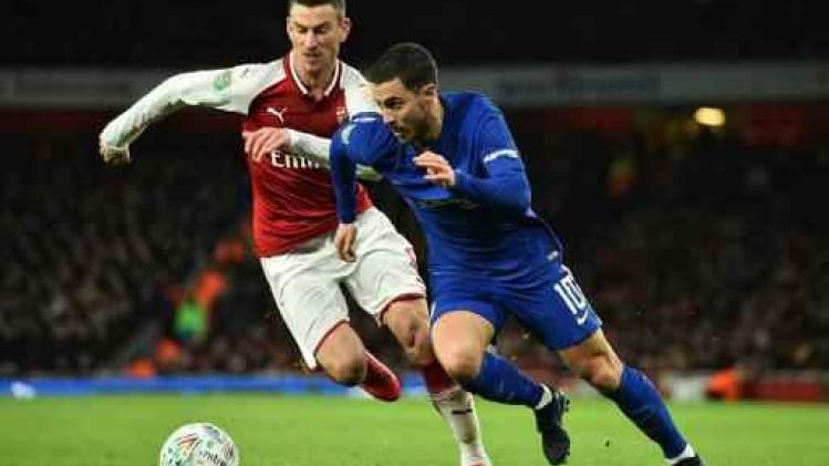 Belgen in het buitenland - Doelpunt van Hazard kan Chelsea niet redden in League Cup