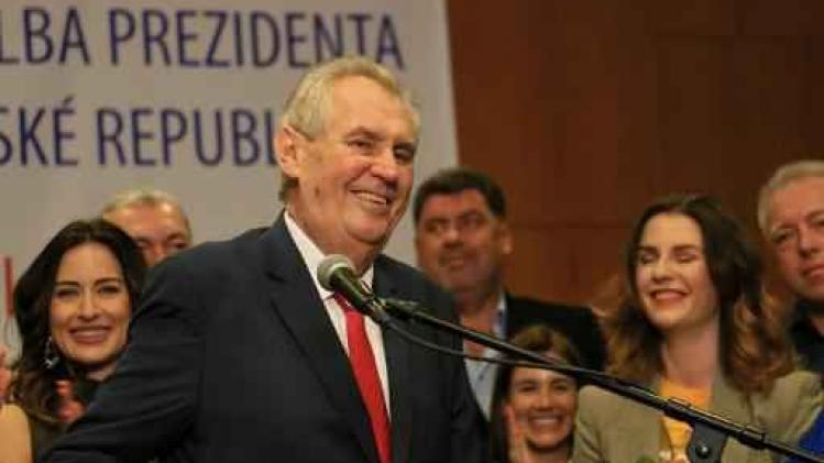 Presidentsverkiezingen Tsjechië - Eurosceptische Zeman mag tweede ambstermijn aanvatten