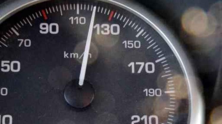 Vlaamse regering verwerpt snelheidslimiet van 130 km/u op autosnelwegen