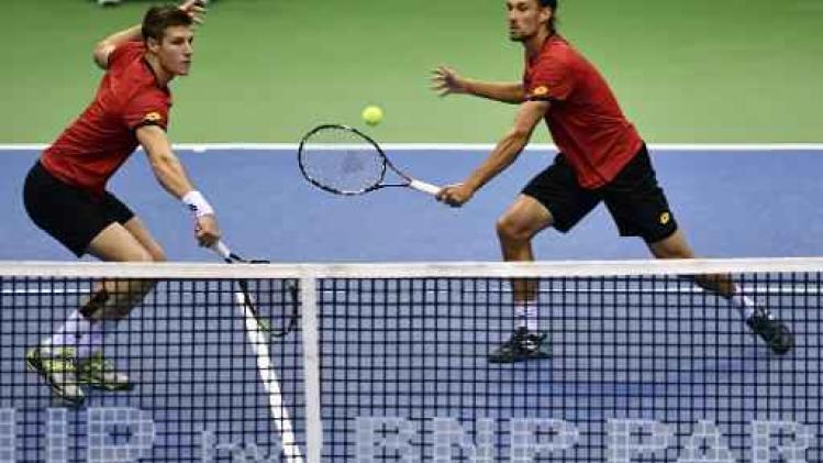 Davis Cup - Hongarije komt met winst in dubbelspel terug tot 2-1