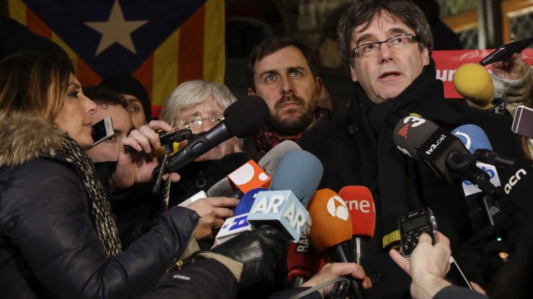 Puigdemont wil eed afleggen in België