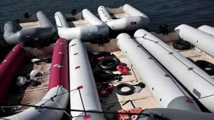 Twee doden en vermisten na kapseizen vluchtelingenboot op grensrivier Evros