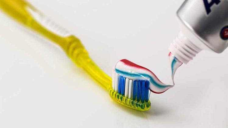Eeuwig dilemma over tanden poetsen opgelost