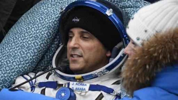 Twee astronauten en kosmonaut opnieuw op aarde