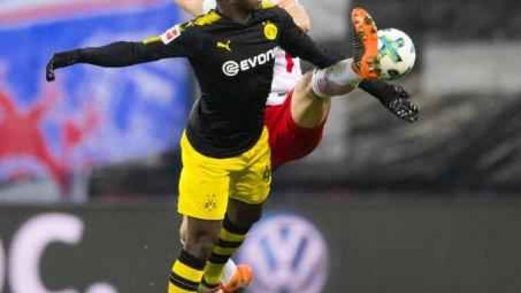 Belgen in het buitenland - Michy Batshuayi kan met Dortmund niet winnen van Leipzig