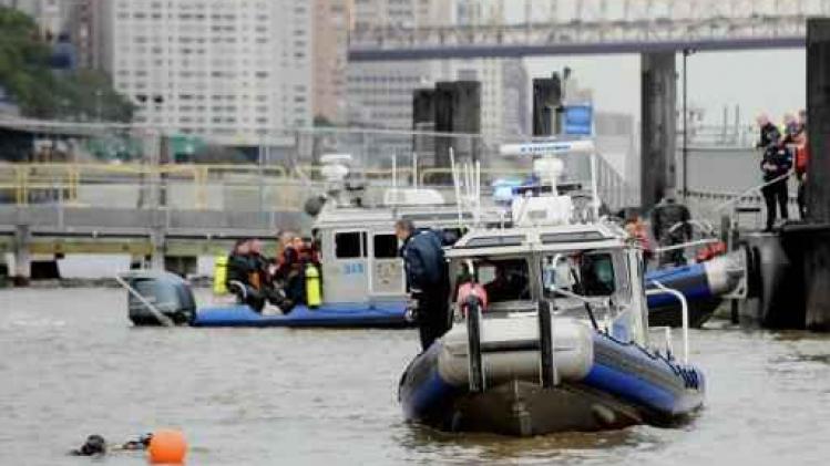 Al vijf doden bij helikoptercrash in East River in New York