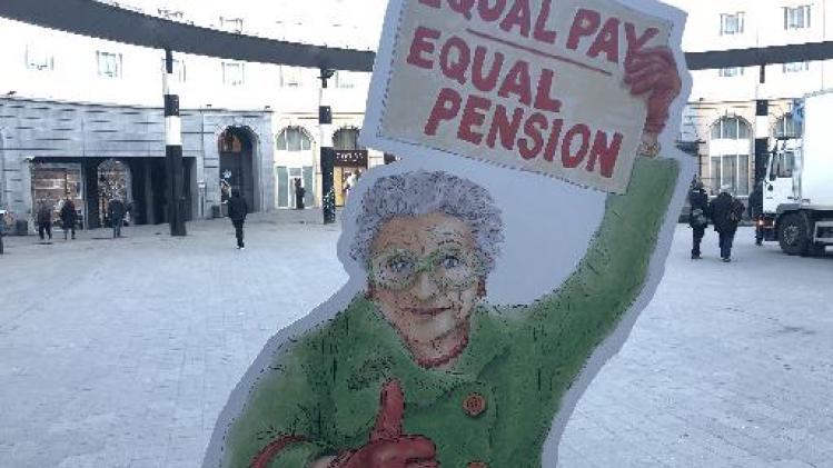 Oma's willen pensioenkloof dichten op Equal Pay Day