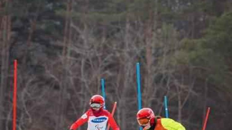 Paralympische Winterspelen - Zussen Sana beëindigen Spelen met achtste plaats in slalom