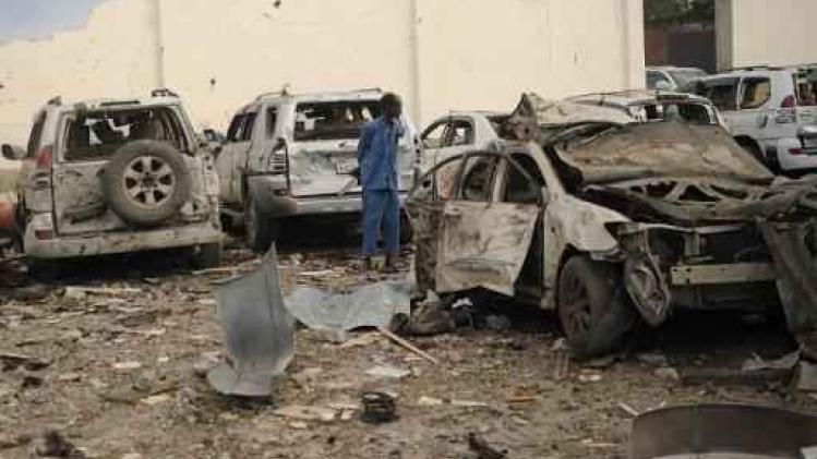 Minstens veertien doden bij ontploffing bomauto in Mogadishu