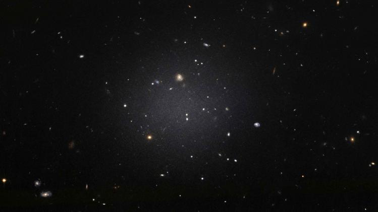 Raar: wetenschappers ontdekken sterrenstelsel met bijna geen donkere materie