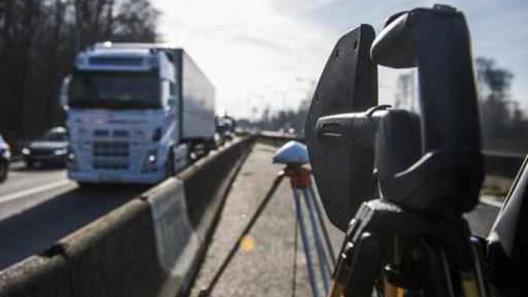 Vlaanderen voert niet half zoveel controles uit op vrachtwagens als Europa vraagt