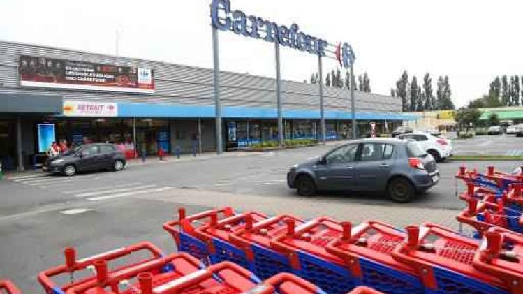 Acht Carrefour-hypermarkten gesloten door staking