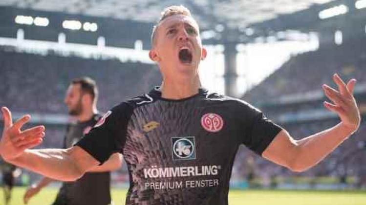 Bundesliga - Speler van Mainz scoort tijdens de rust