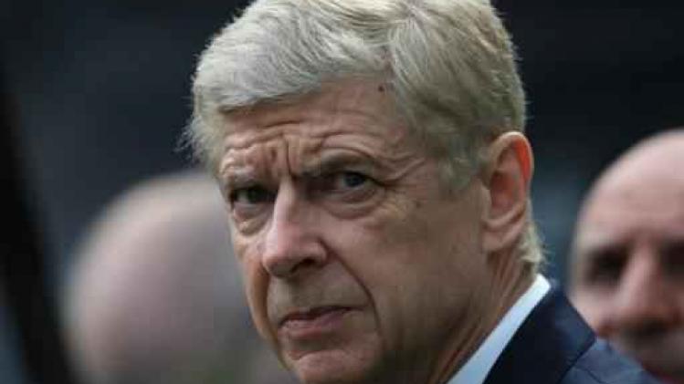 Arsène Wenger zegt Arsenal na 22 jaar vaarwel