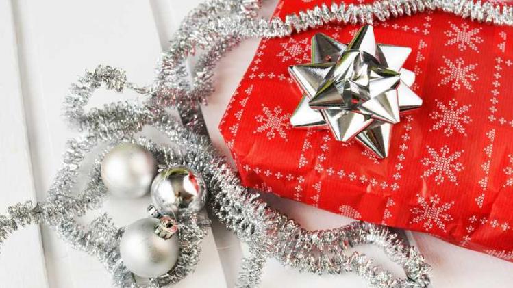 gift-present-christmas-xmas-large