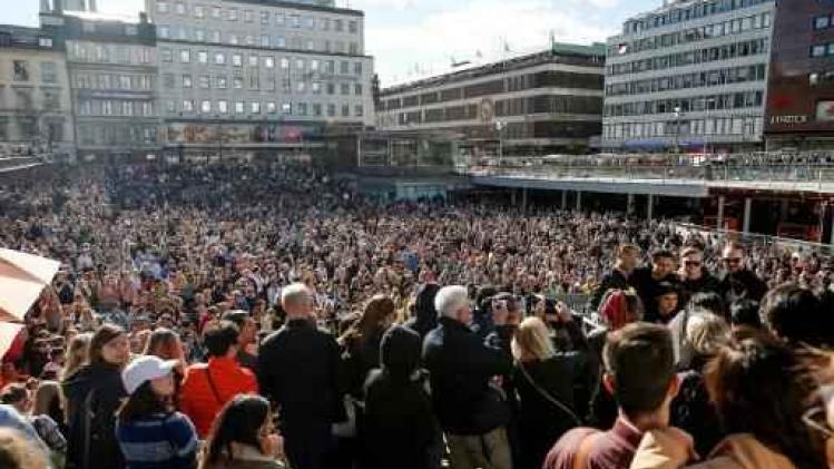 Fans eren Avicii in Stockholm