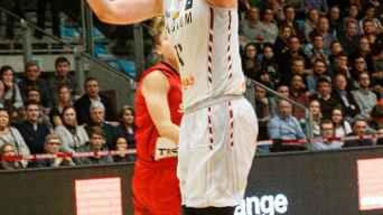 EuroLeague basket (v) - Meesseman en Ekaterinburg steken trofee op zak