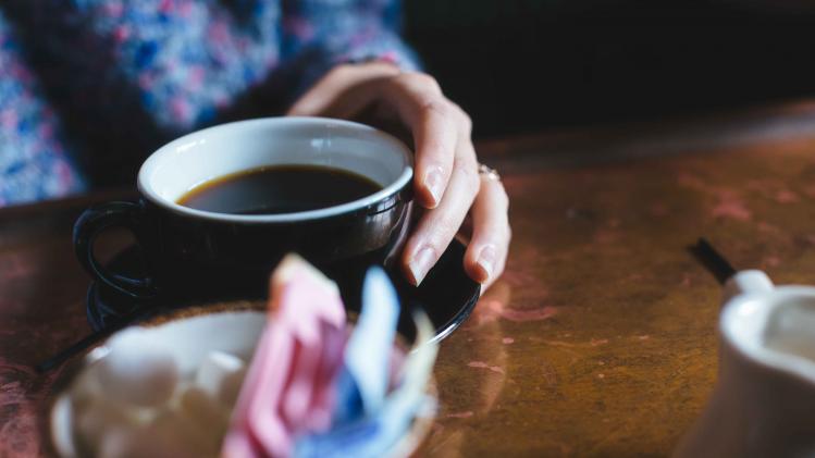 Hoe we alle gezonde aspecten van koffie zelf verpesten