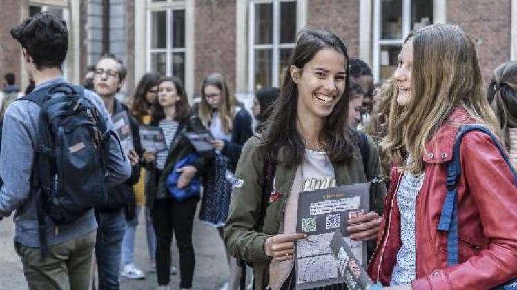Meer dan duizend leerlingen manifesteren in Gent voor toekomst van het Grieks