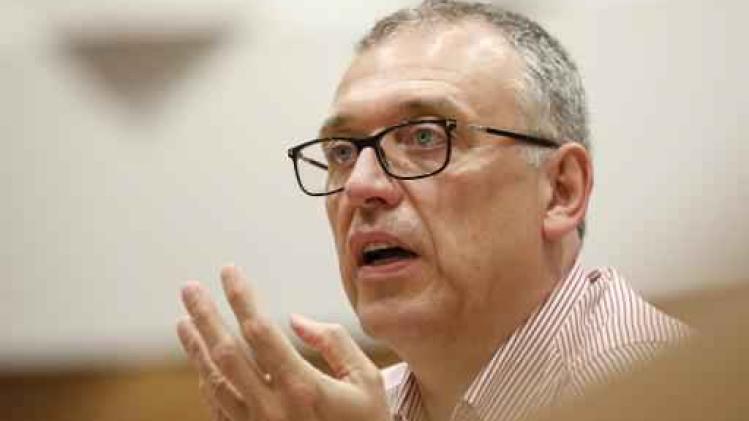 Burgemeester Courcelles dient klacht in na beledigingen Eric Massin