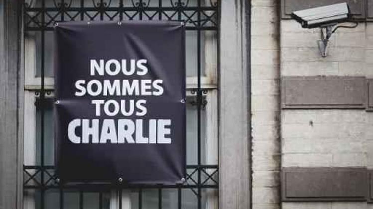 Charlie Hebdo voor het eerst sinds aanslag weer actief op Twitter
