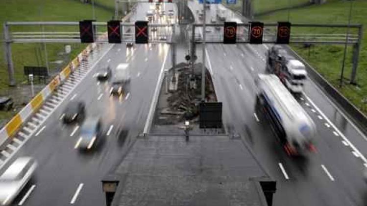 Technische problemen veroorzaken hinder in beide richtingen in Kennedytunnel